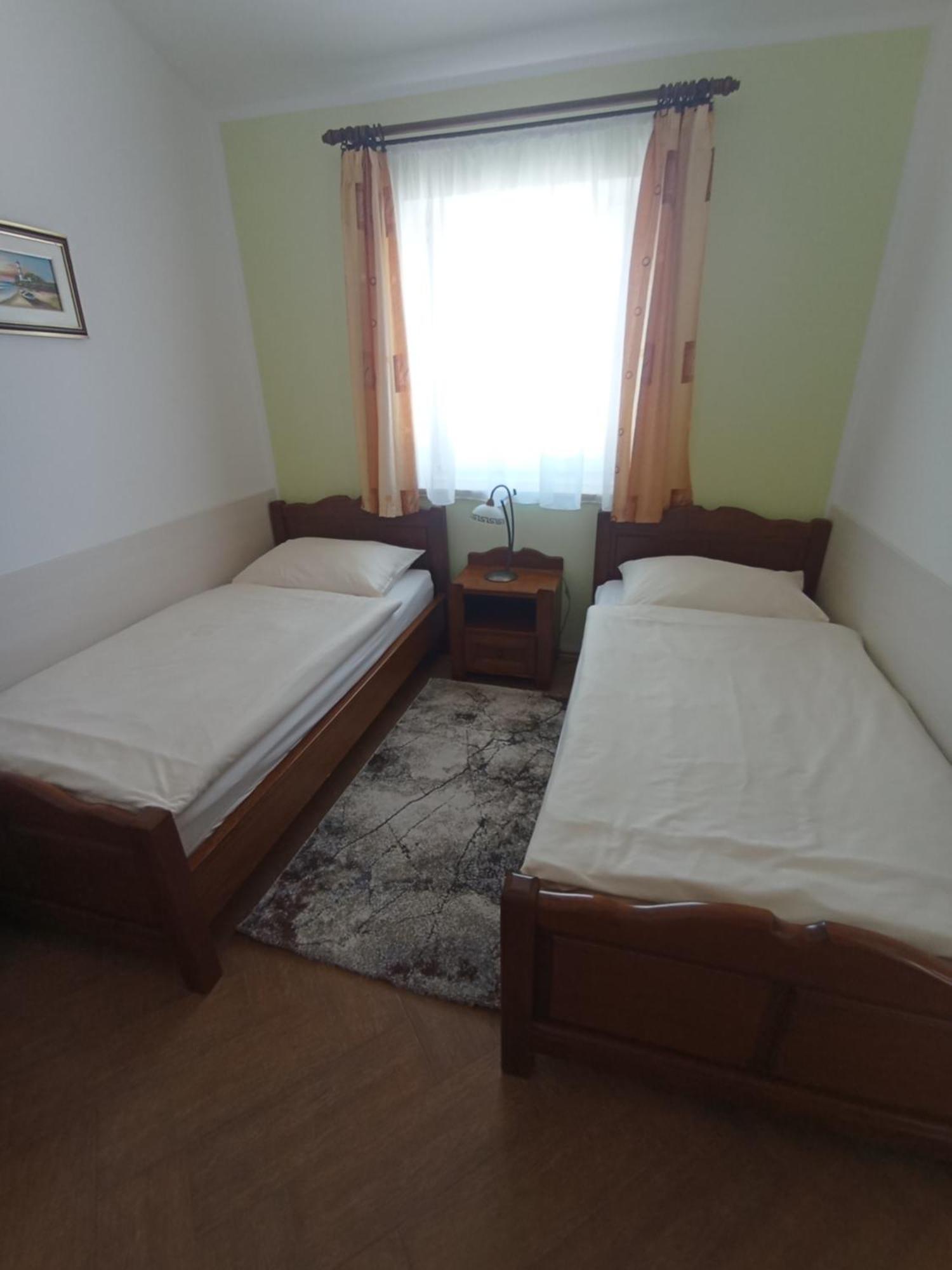 Apartment Tina Pula